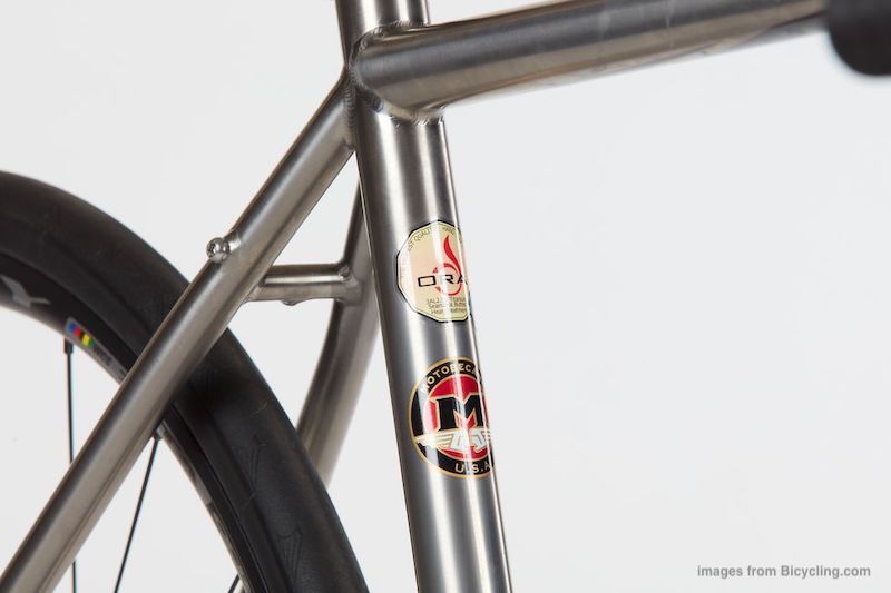 Comment choisir les matériaux de votre cadre de vélo - cadre en acier, cadres de vélo en fibre de carbone, cadre en aluminium et cadre en titane?