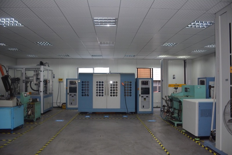 Salle de laboratoire sur les cadres en carbone ISO-4210