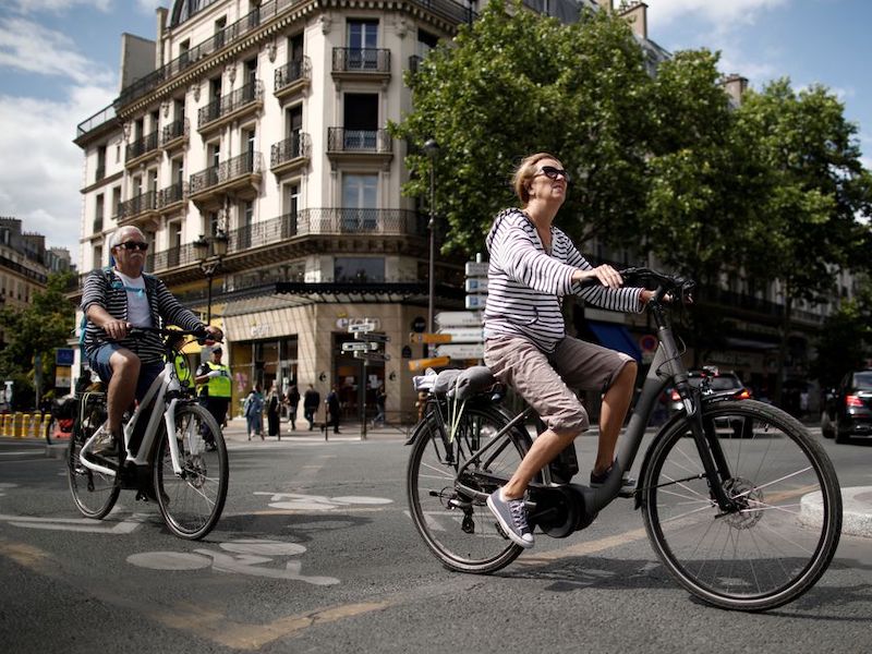 La France prévoit d'investir 2 milliards d'euros par anticipation pour favoriser le développement du vélo